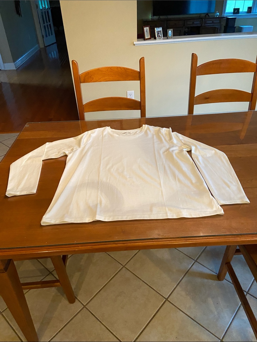 100% Cotton Ivory Women’s Lands’ End long sleeve top. Brand new. Large